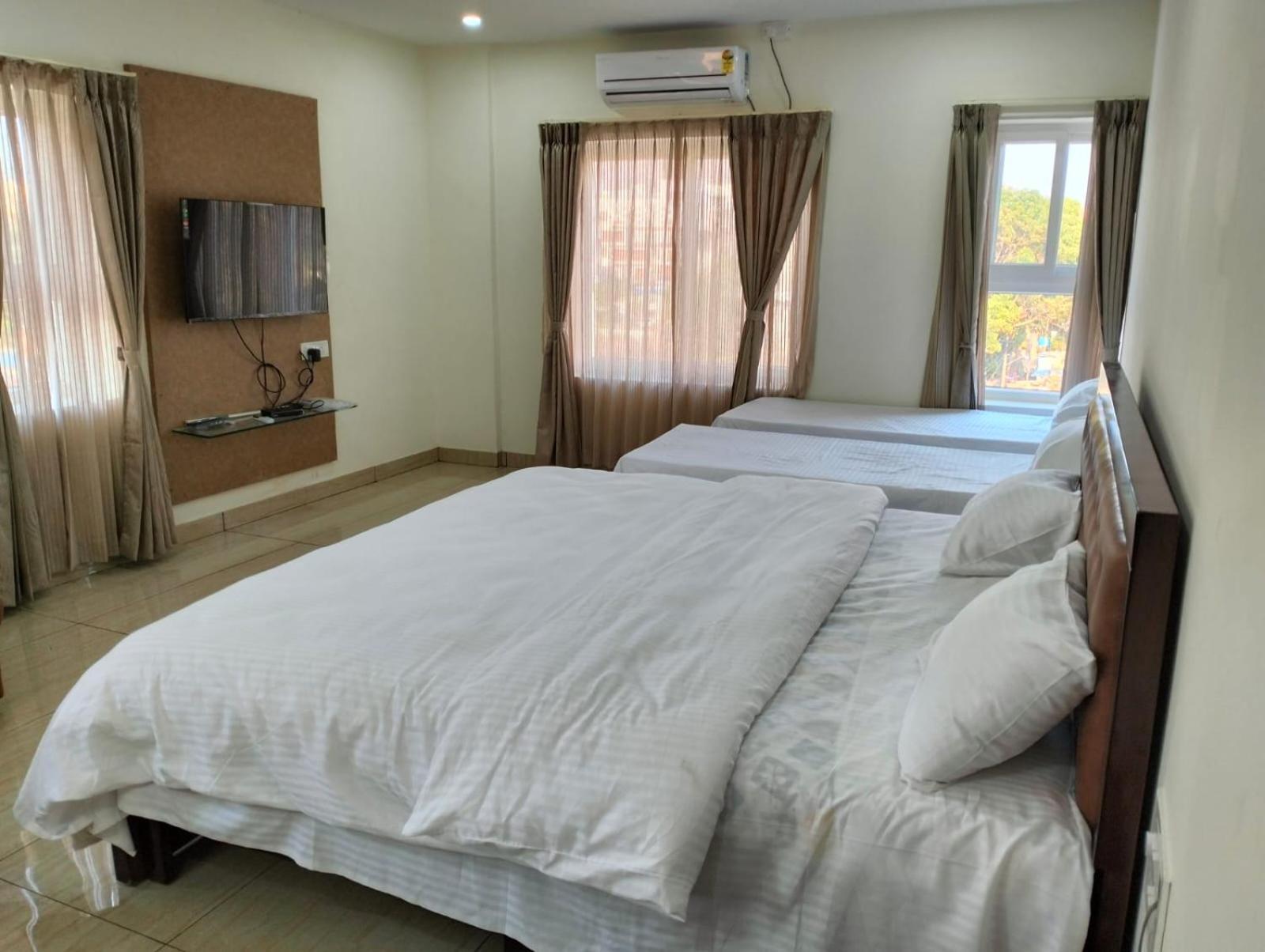 Amma Inn Elegance Suites And Apartments Májszúr Kültér fotó