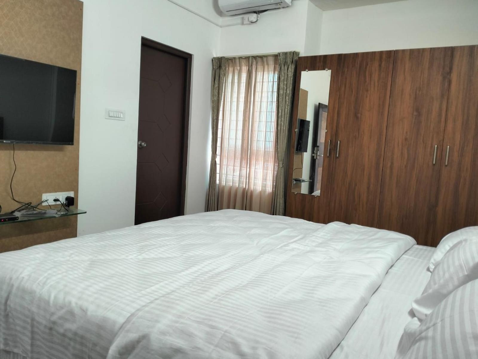 Amma Inn Elegance Suites And Apartments Májszúr Kültér fotó