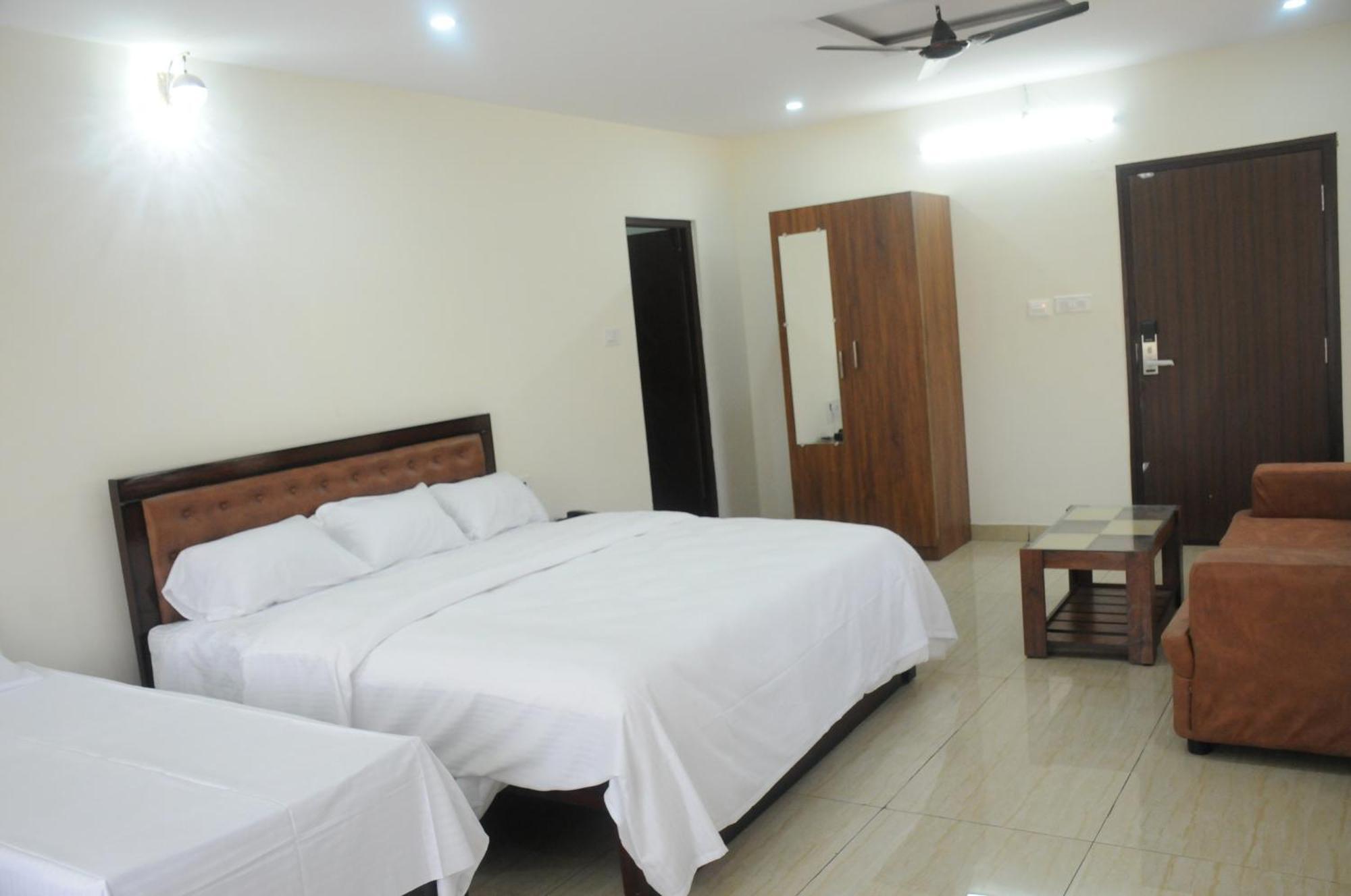 Amma Inn Elegance Suites And Apartments Májszúr Kültér fotó