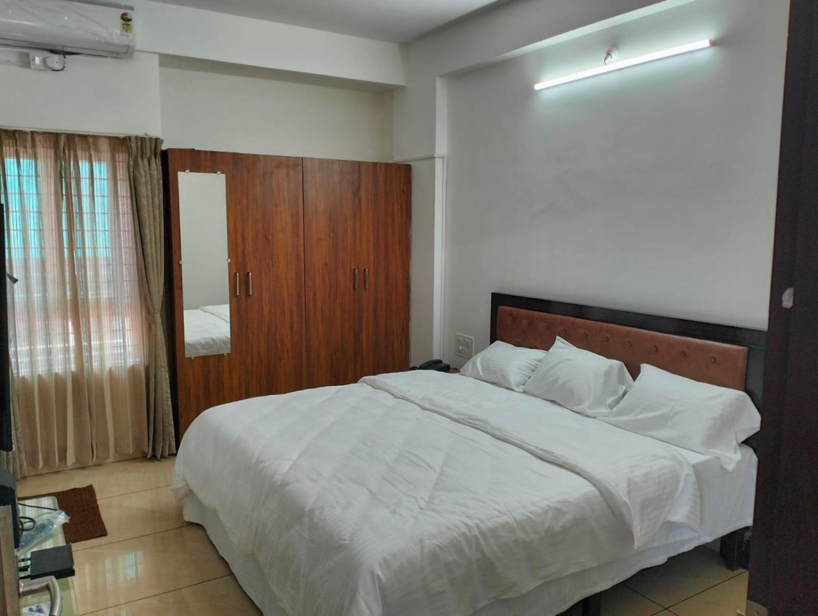 Amma Inn Elegance Suites And Apartments Májszúr Kültér fotó